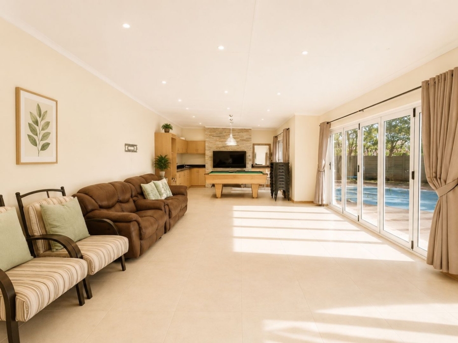 4 Bedroom Property for Sale in Universitas Ridge Free State